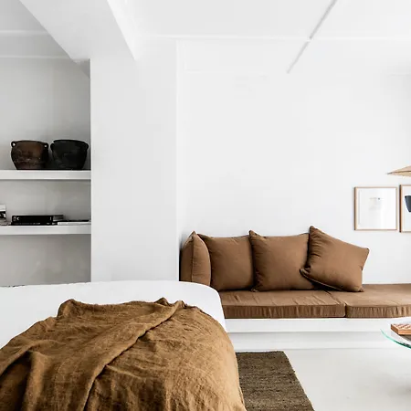 מלון Les Roches Rouges, A Beaumier 5*
