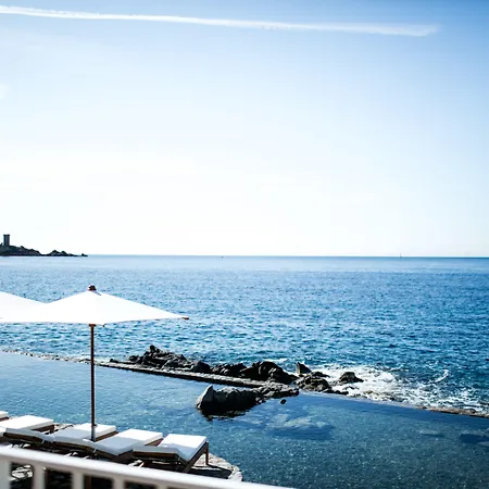 Les Roches Rouges, A Beaumier Hotel