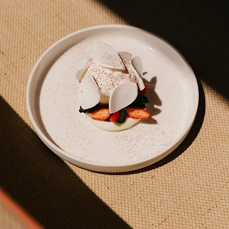 Hotel Les Roches Rouges, A Beaumier Saint-Raphaël