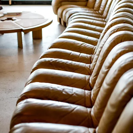 Les Roches Rouges, A Beaumier 5*