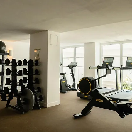 Les Roches Rouges, A Beaumier 5*