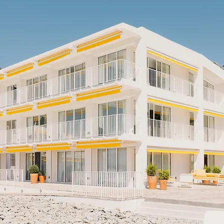 Les Roches Rouges, A Beaumier Saint-Raphaël