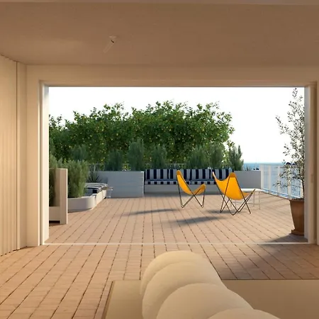 מלון Les Roches Rouges, A Beaumier